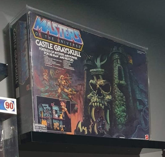 MASTERS OF THE UNIVERSE CASTLE GRAYSKULL